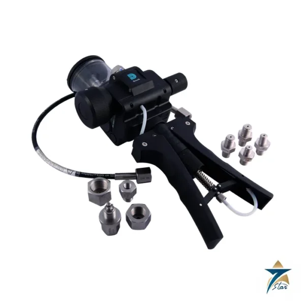 Druck PV411A four-in-one pressure and vacuum hand pump with adaptors