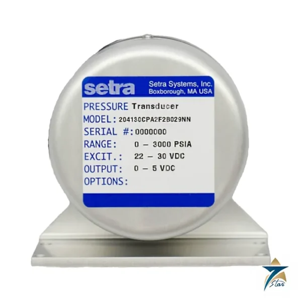 Setra Model 204 high accuracy pressure transducer with mounting bracket